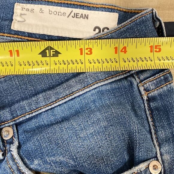 Rag & Bone skinny mid rise ripped Whiskered jeans size 28 - Picture 6 of 9